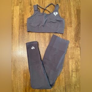 Women’s Best Move Seamless Set Sports Bra and Leggings